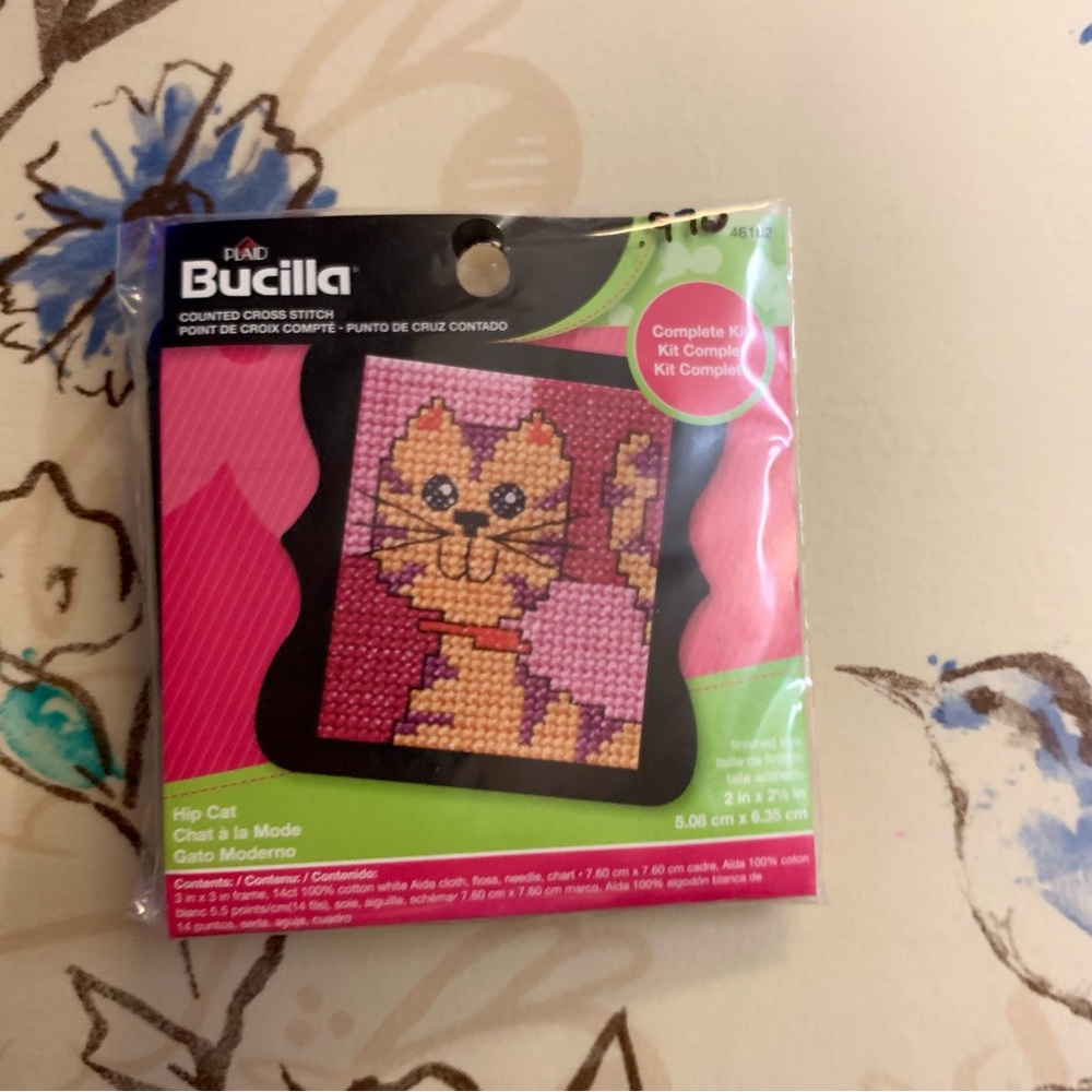 💜 VTG Plaid Bucilla Mini Cat Cross Stitch NWT